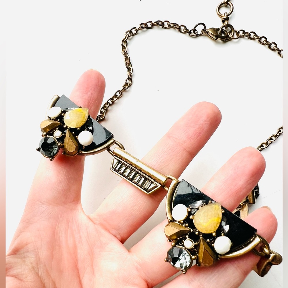 3/$30⚡️POP Statement Bib Necklace with Faux Crystal Jewels